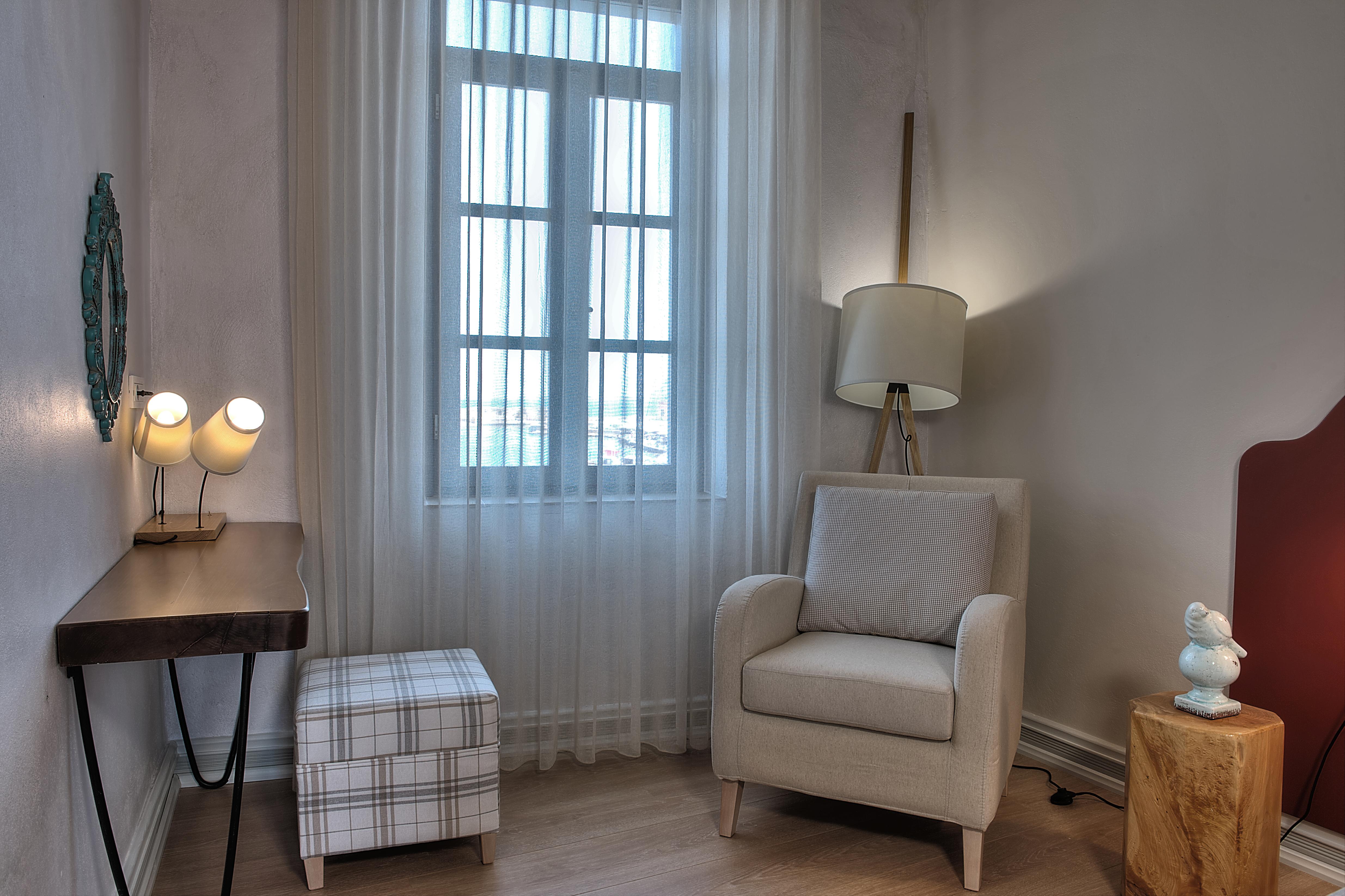 Elia Zampeliou Hotell 3*