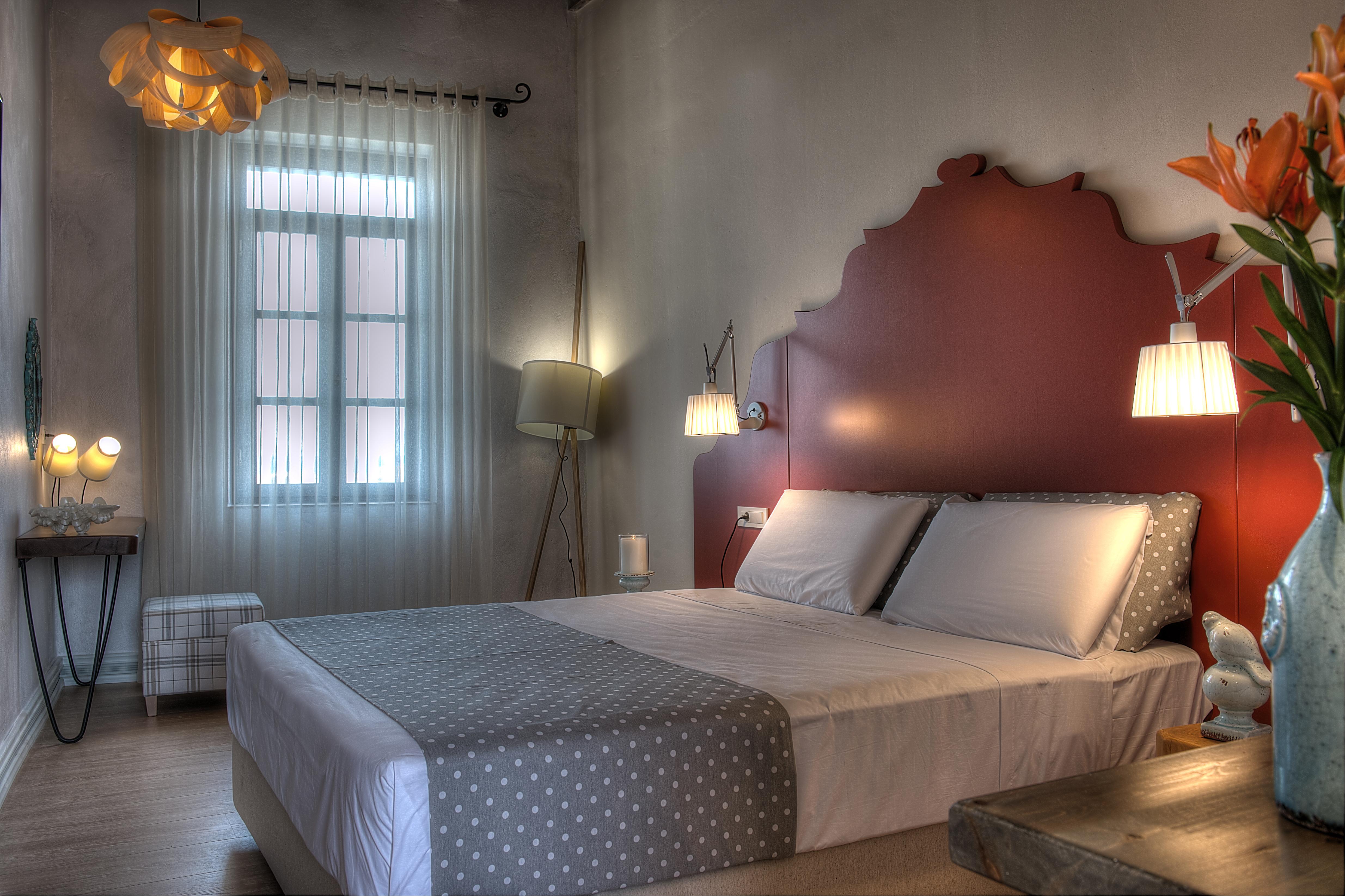 Elia Zampeliou Hotell 3*